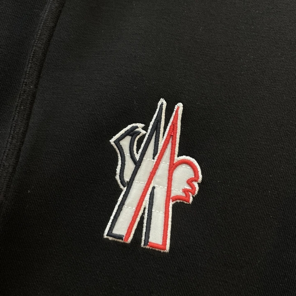 MONCLER stand-up collar cardigan vest - Picture 3 of 9